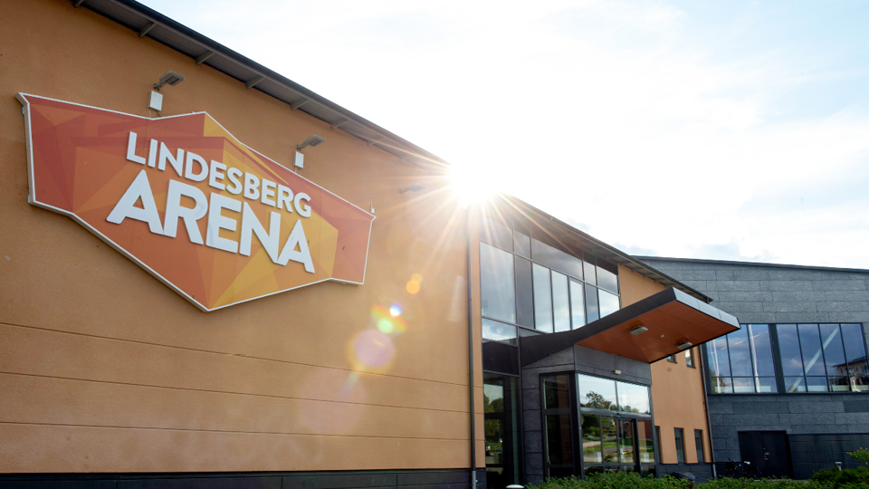 Entrén till Lindesberg Arena.